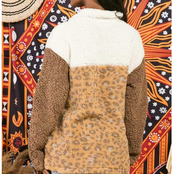 SOFT Fleece ColorBlock Lapel Sweatshirt Overcoat with Leopard Print - Picture 2 of 2